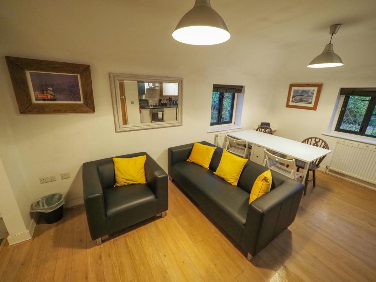 2 Ringles Place Uckfield Extérieur photo