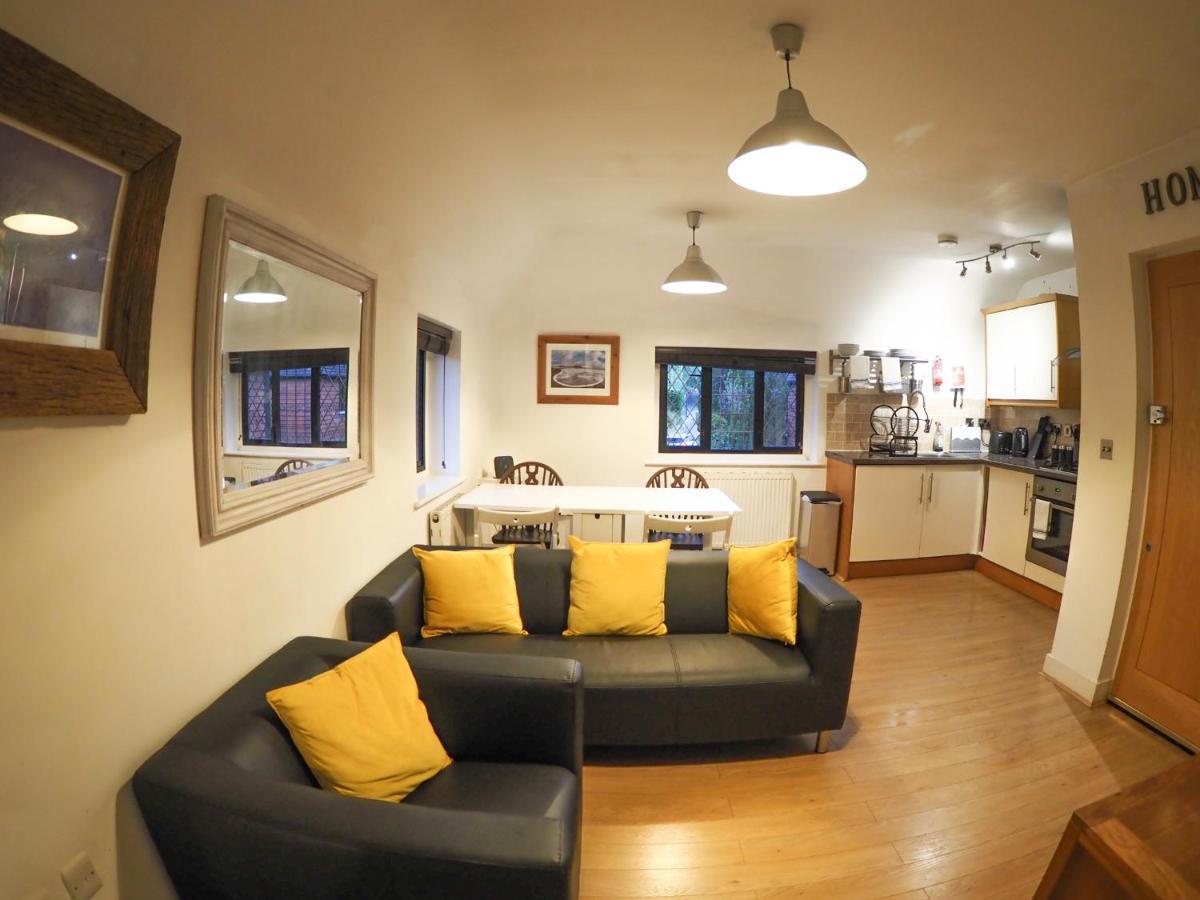 2 Ringles Place Uckfield Extérieur photo