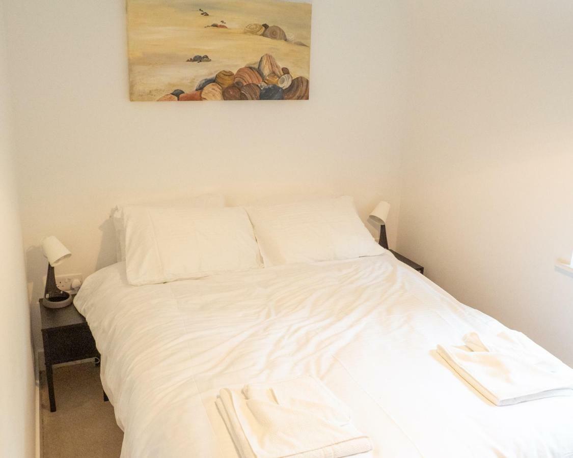 2 Ringles Place Uckfield Extérieur photo